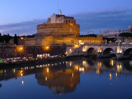 Immagine con ponte, castello, fiume, riflesso, roma, luci, cielo