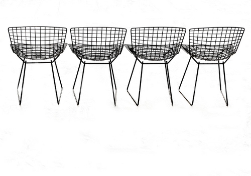 Immagine con sedie, quattro, nero, rete, metallo, bianconero, bianco, fila, minimalismo, sedia