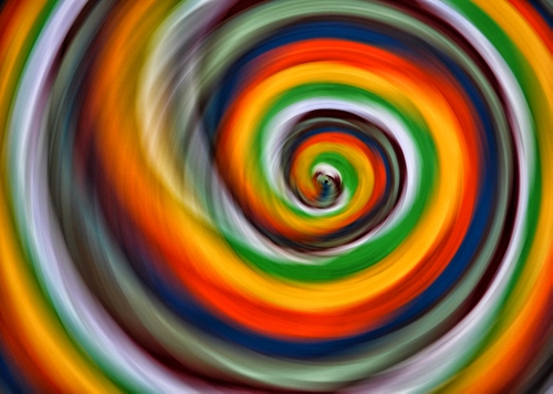 Immagine con giallo, verde, colori, rosso, spirale, bianco, blu, arancione, vortice, multicolore, nero