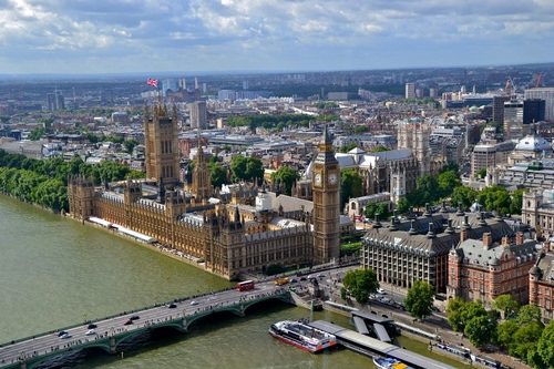 Immagine con fiume, panorama, ponte, londra, città, barca, tamigi, paesaggio, torre, orologio