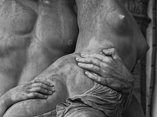 Immagine con mani, statue, nudo, seno, marmo, statua, seni, corpi, sculture, scultura, bianconero