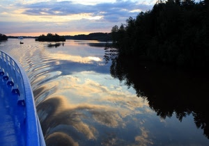 nuvole, acqua, fiume, alberi, riflesso, cielo, barca, riflessi, tramonto, lago, azzurro, ringhiera, controluce, piante