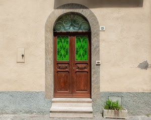 porta, verde, scalini, vaso, vetri, arco, numero, maniglie, legno, muro