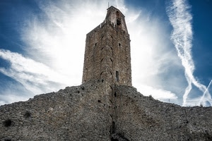 nuvole, torre, cielo, castello, rudere, ruderi, rocca, mura, campanile