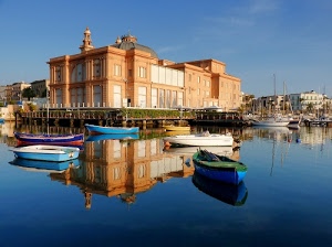 barche, riflesso, palazzo, acqua, azzurro, cielo, finestre, edificio, mare, riflessi, blu, verde, teatro, bianco, porto, scafi, palazzi, città, case, cupola