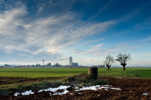 alberi, neve, nuvole, città, paesaggio, panorama, cielo, prato, campi, campagna, pianura