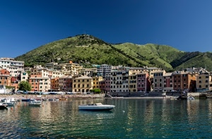 mare, barche, case, acqua, collina, verde, porto, montagna, barca, cielo