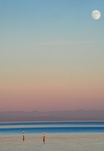 luna, mare, pali, tramonto, acqua, montagne, cielo, azzurro, alba, rosa