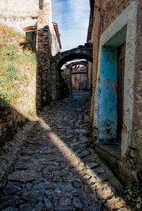 vicolo, porta, archi, nuvole, arco, pietre, strada, ombra, verde, cielo, ombre, porte, luce