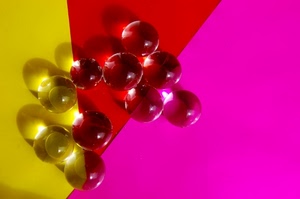 giallo, rosso, rosa, sfere, palline, trasparenze, colori, vetro, viola