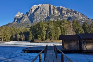 montagna, alberi, legno, neve, pontile, cielo, lago, ghiaccio, ponte, rocce, verde, blu