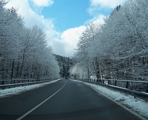 strada, neve, alberi, inverno, cielo, nuvole, guardrail