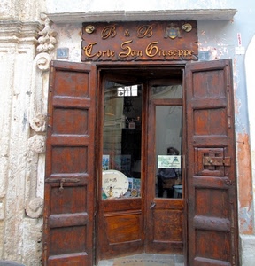 insegna, porta, legno, vetrina, negozio, marrone, porte, scritta, vetro, ante