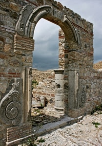 arco, nuvole, cielo, pietre, porta, rovine, colonna, mattoni, pietra, decori, ruderi, muro, rudere, archeologia, sassi