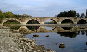 ponte, archi, fiume, riflesso, sassi, acqua, riva, riflessi, alberi