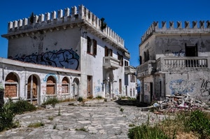 merli, ruderi, strada, finestre, case, abbandono, murales, archi, balcone