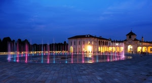 piazza, colori, fontana, sera, blu, luci, cerchio, zampilli, villa, chiesa