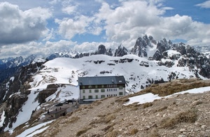 nuvole, neve, rifugio, montagna, montagne, cime, cielo