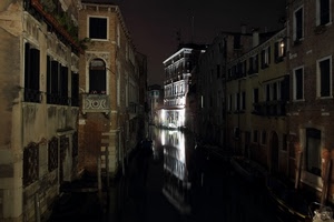 canale, riflesso, notte, venezia, palazzi, acqua, luce, finestre, luci, case, notturno
