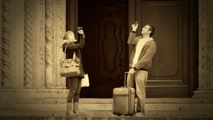 valigia, due, fotografi, borsa, donna, uomo, portone, turisti, seppia, colonne, chiesa, fotografare, porta, persone, ragazza, foto