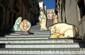 presepe, scalinata, scale, case, bue, gradini, scala, natività, scalini, madonna, bambino, palazzi, giuseppe, natale, ceramica