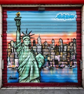 serranda, statua, libertà, grattacieli, disegno, dipinto, murales