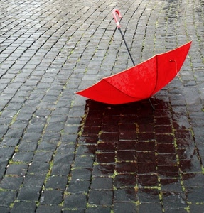 rosso, ombrello, pioggia, selciato, manico, bagnato, pavimento